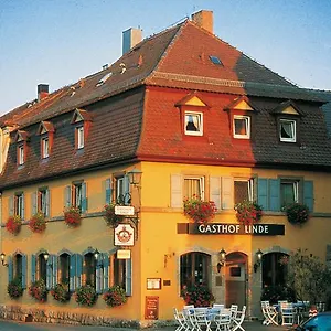 Zur Linde 2*, Rothenburg ob der Tauber Almanya