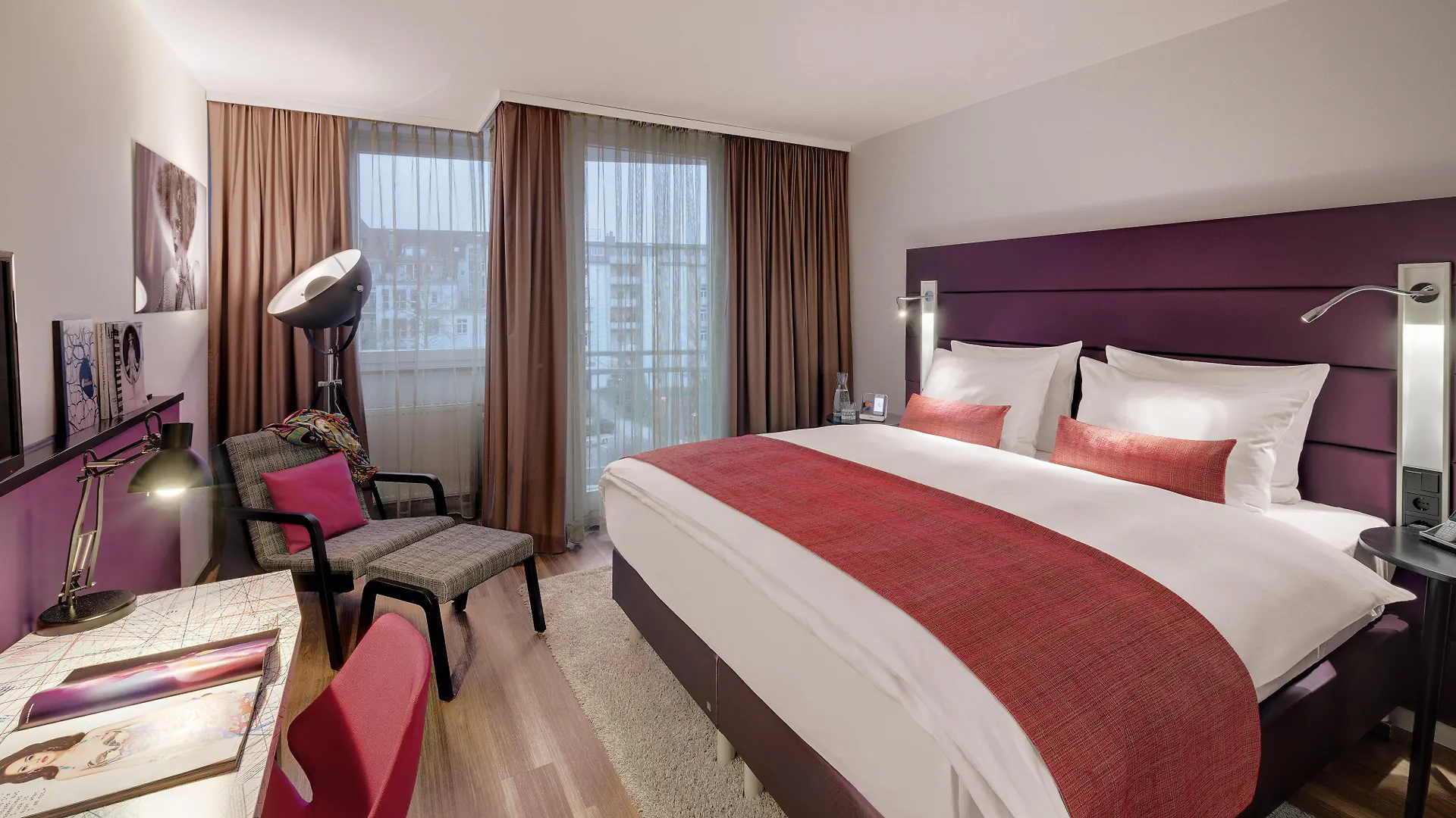 ****  Hotel Indigo - Dusseldorf - Victoriaplatz By Ihg Németország